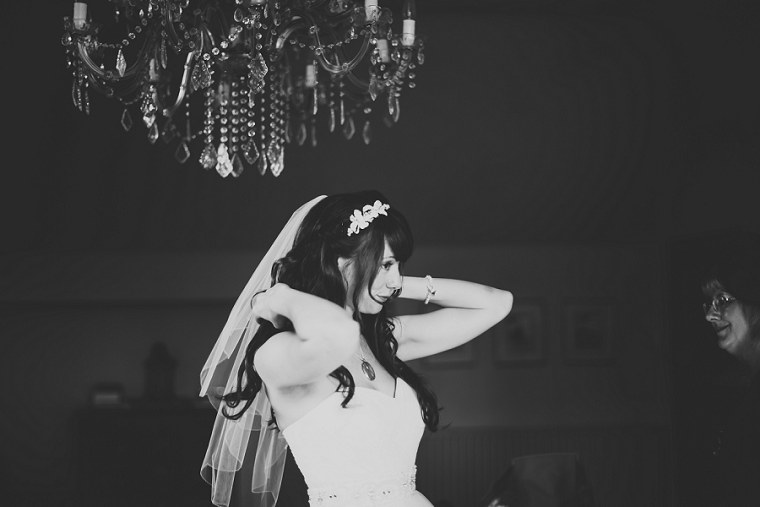 NETTLESTEAD PLACE WEDDING PHOTOS IN KENT 030