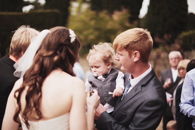 NETTLESTEAD PLACE WEDDING PHOTOS IN KENT 056