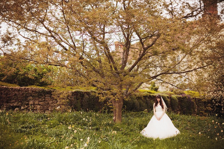 NETTLESTEAD PLACE WEDDING PHOTOS IN KENT 064