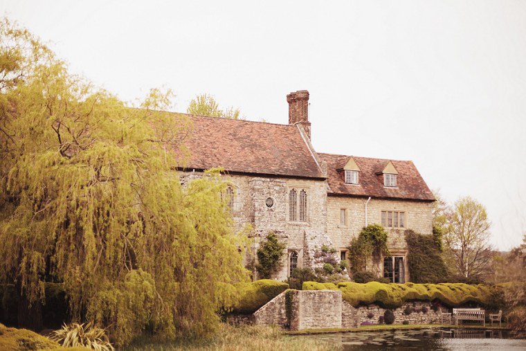 NETTLESTEAD PLACE WEDDING PHOTOS IN KENT 072