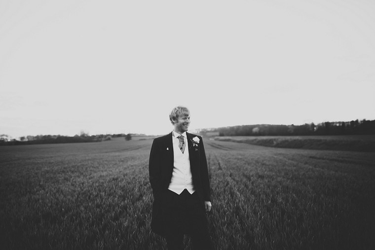 NETTLESTEAD PLACE WEDDING PHOTOS IN KENT 115