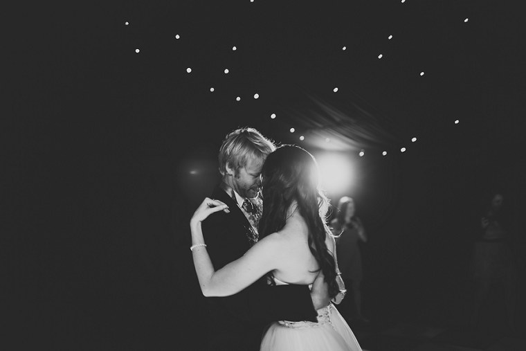 NETTLESTEAD PLACE WEDDING PHOTOS IN KENT 120