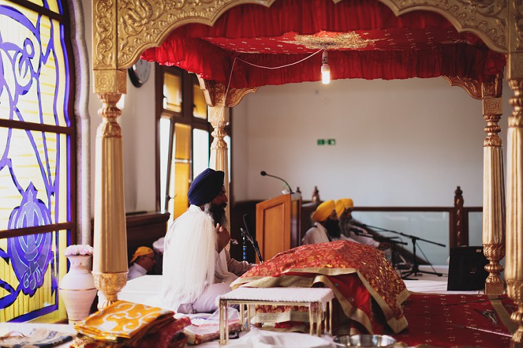 Wedding Photographer in Kent at The Gravesend Gurdwara 044