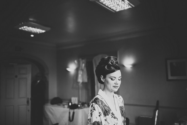 Brandshatch Place Hotel Wedding Photography 009